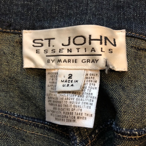 St. John Essentials Straight Leg Jeans. Size 2. - Picture 3 of 3